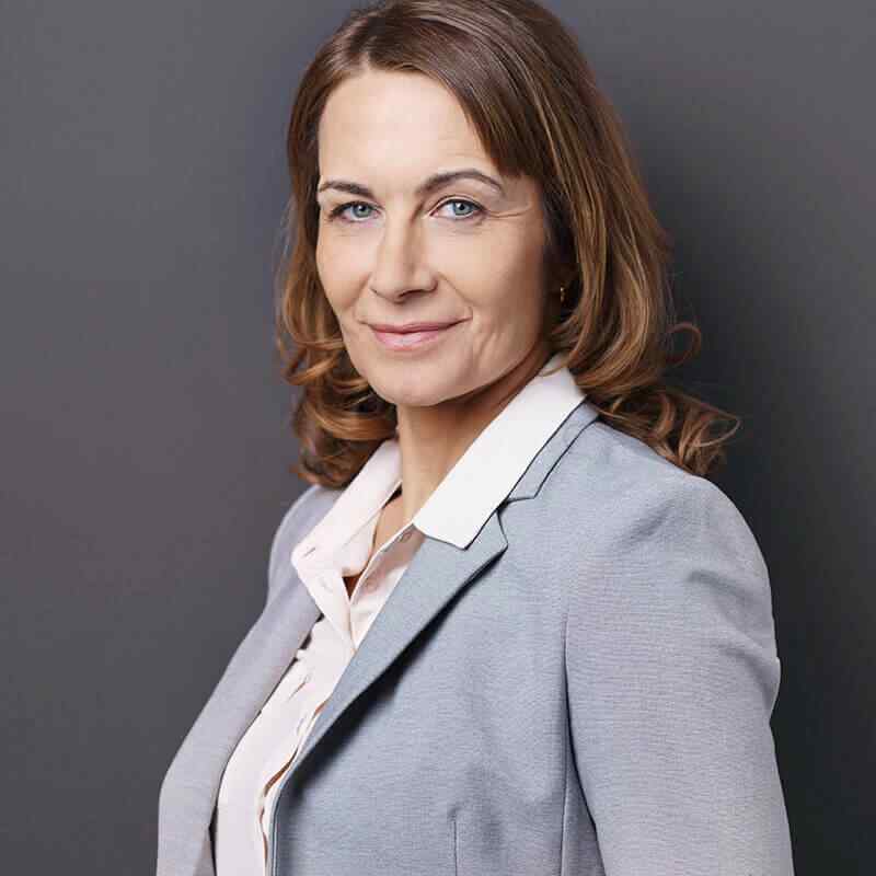 https://ra-cesa.com/wp-content/uploads/2019/10/inner_team_02.jpg